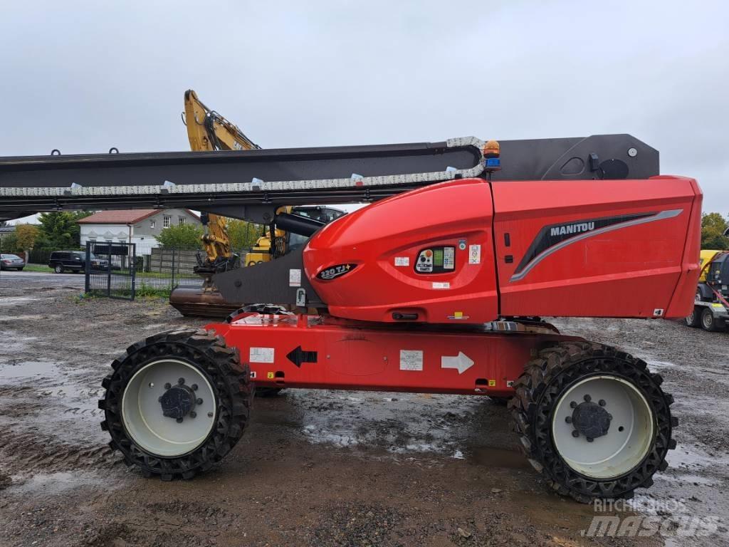 Manitou 220TJ 견인식 전동이동 리프트