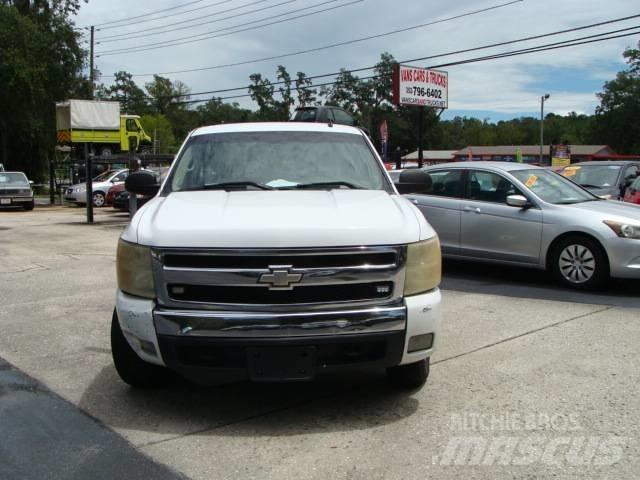 Chevrolet 1500 W/T 플랫베드/드롭사이드 트럭