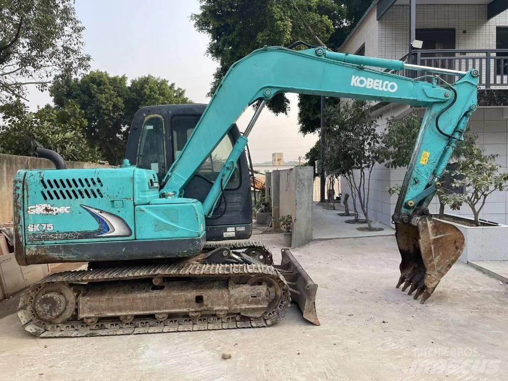 Kobelco SK 75 대형 굴삭기 29톤 이상