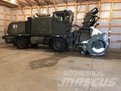 Oshkosh H2218 건설 장비 - 기타