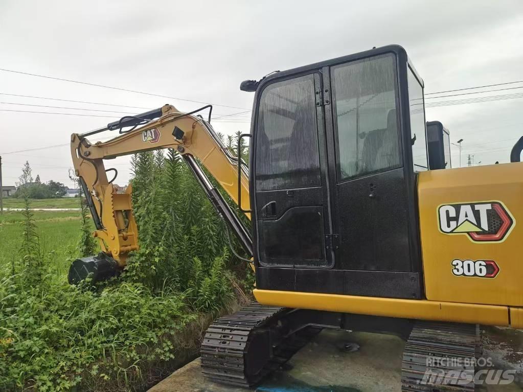 CAT 306 소형 굴삭기 7톤 미만