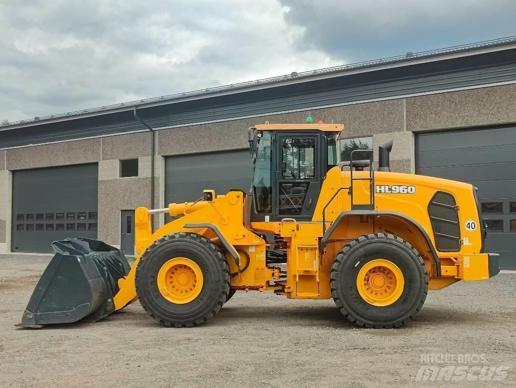 Hyundai HL 960  휠로우더