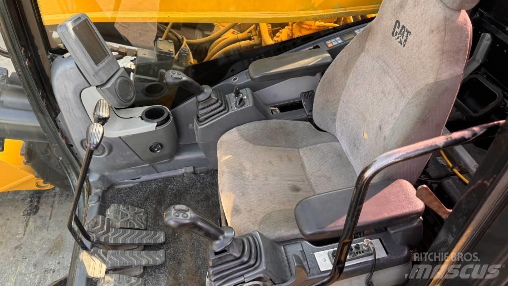 CAT 385CL Longreach 롱리치 굴삭기