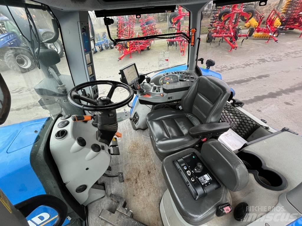 New Holland T 8.410 트랙터