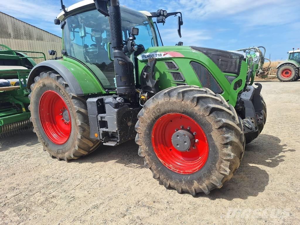 Fendt 718 트랙터