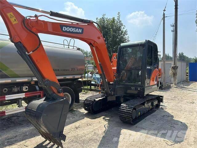 Doosan DX55 소형 굴삭기 7톤 미만