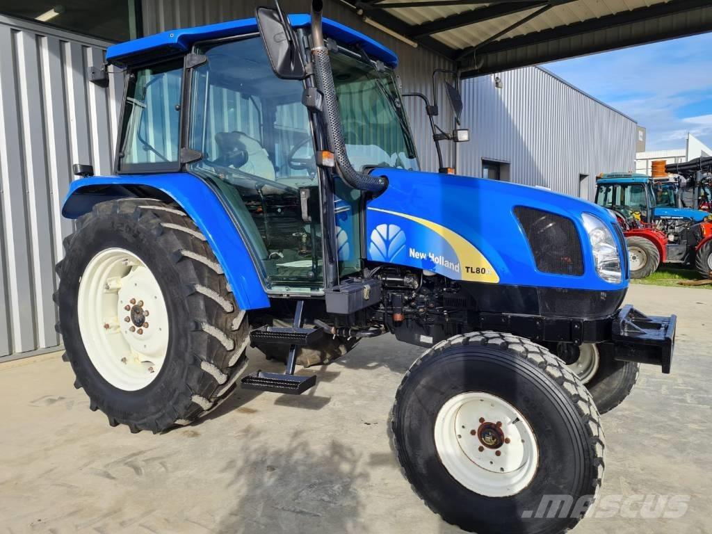 New Holland TL 80 A 트랙터
