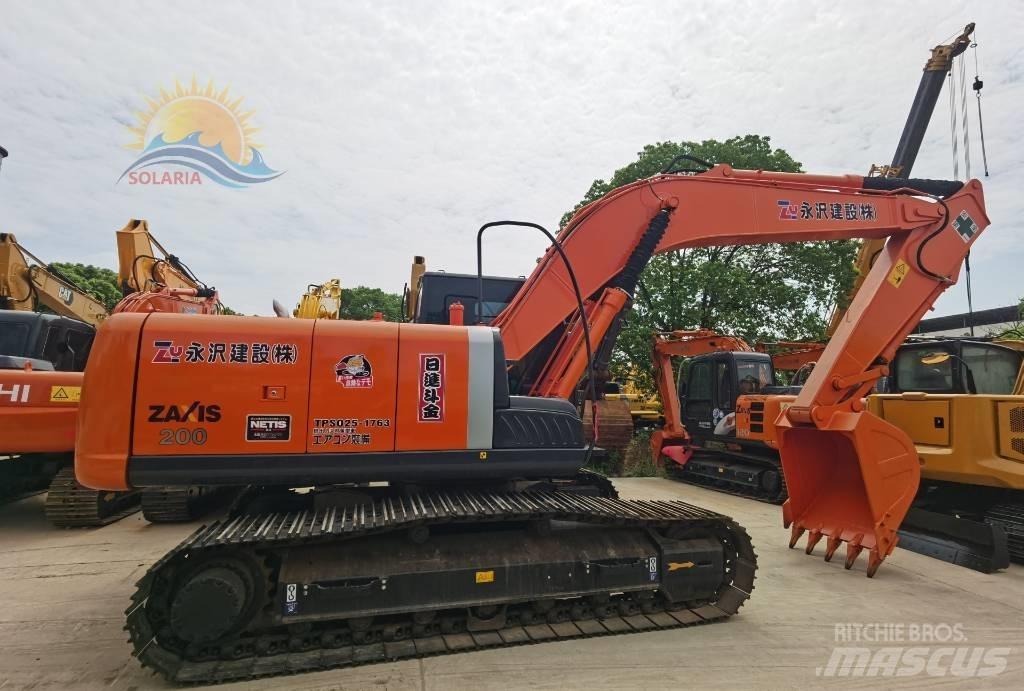 Hitachi ZX 200 대형 굴삭기 29톤 이상