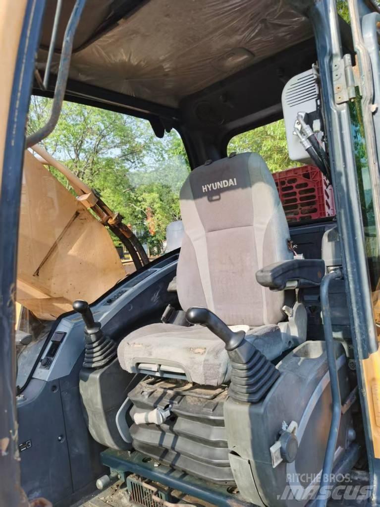 Hyundai 330LC-9s 대형 굴삭기 29톤 이상