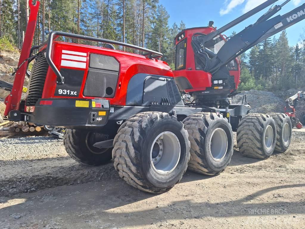 Komatsu 931 XC 원목 하베스터