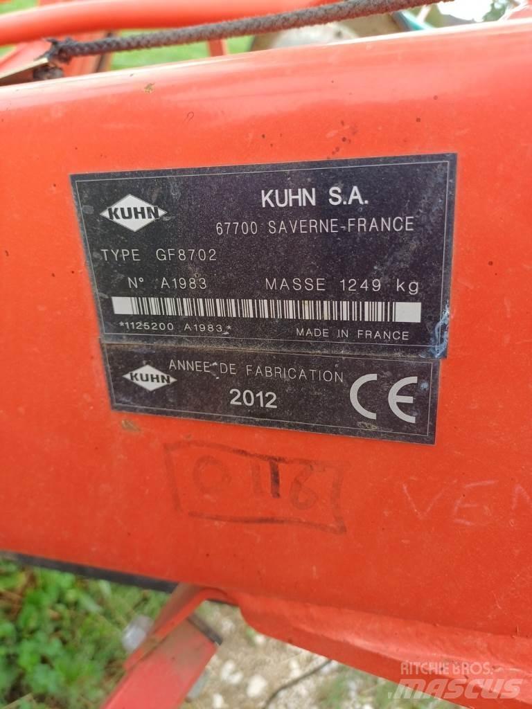 Kuhn GF 8702 갈퀴 및 테더