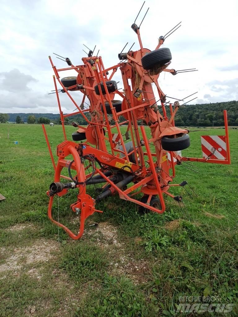 Kuhn GF 8702 갈퀴 및 테더