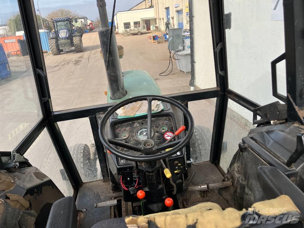 John Deere 3130 트랙터