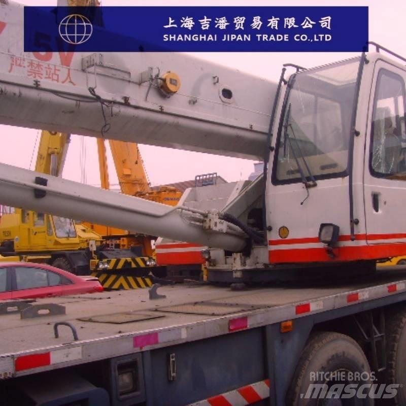 Zoomlion QY 25 A/T 크레인