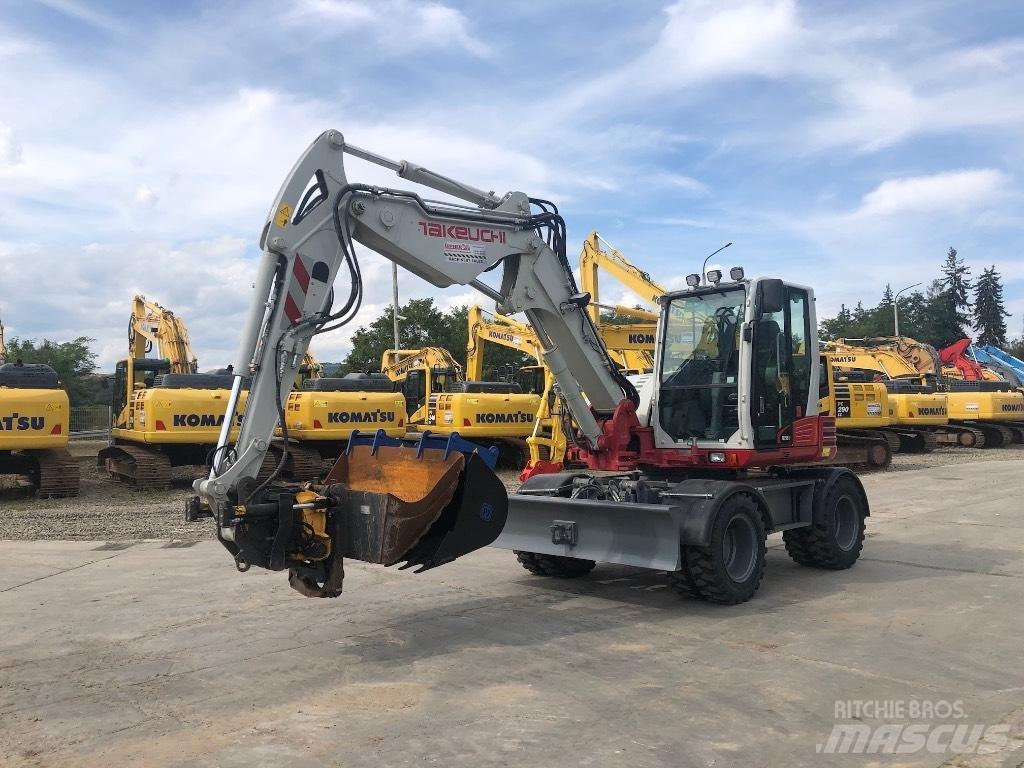 Takeuchi TB295W  휠 굴삭기