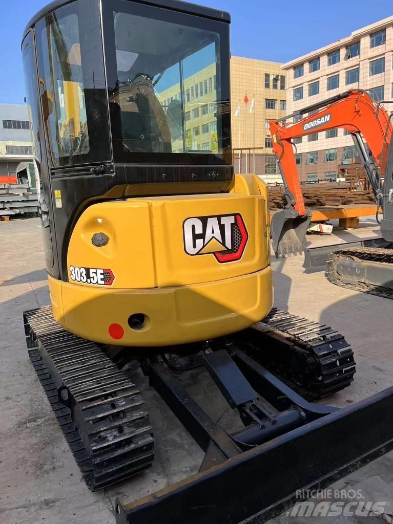 CAT 303.5E 소형 굴삭기 7톤 미만
