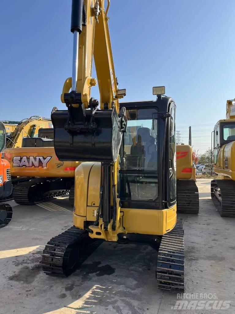 CAT 303.5E 소형 굴삭기 7톤 미만
