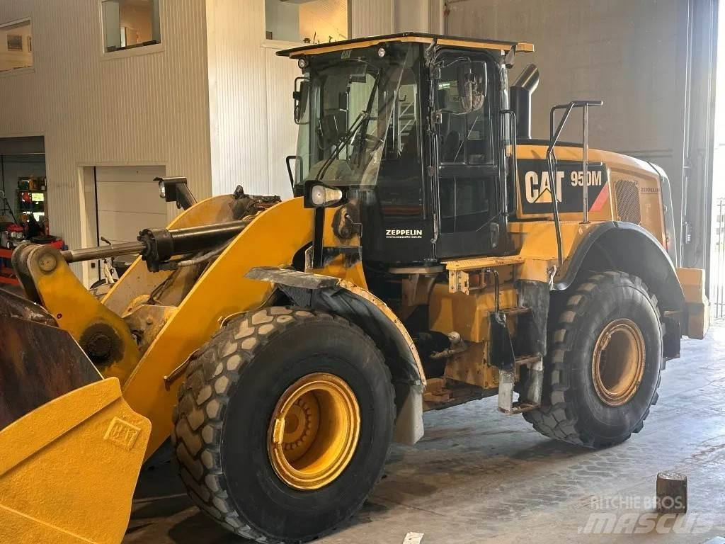 CAT 950M  휠로우더