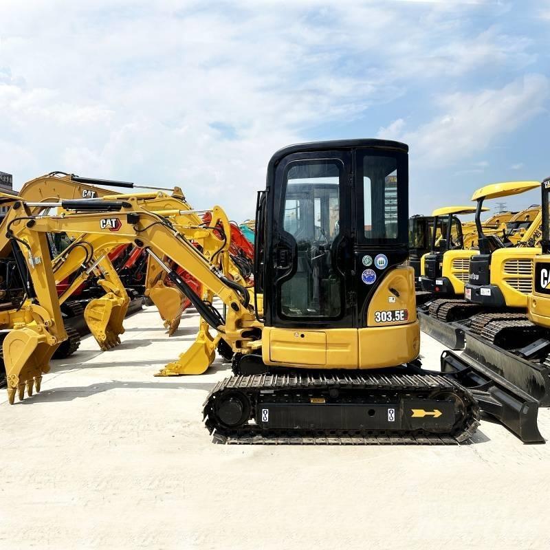 CAT 303.5 E 소형 굴삭기 7톤 미만