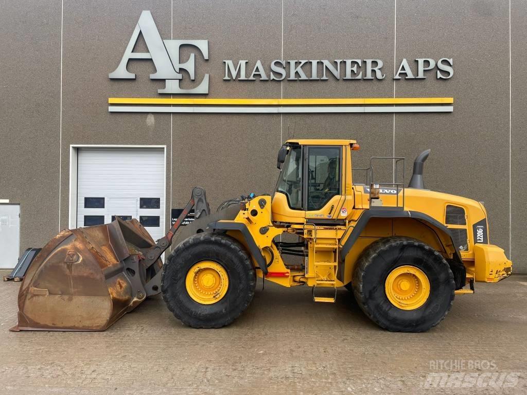 Volvo L220G  휠로우더