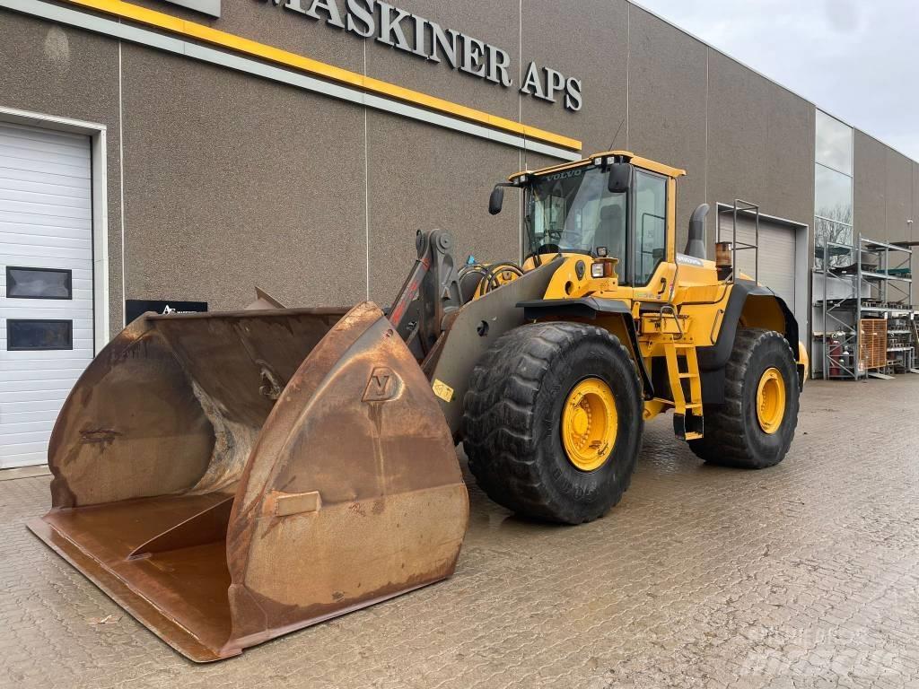 Volvo L220G  휠로우더