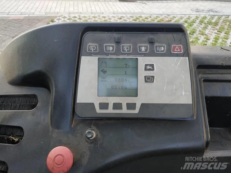 Still RX 20-20 전동 지게차