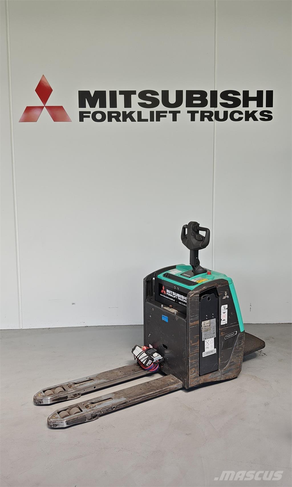 Mitsubishi PBV20N3 플랫폼 트럭