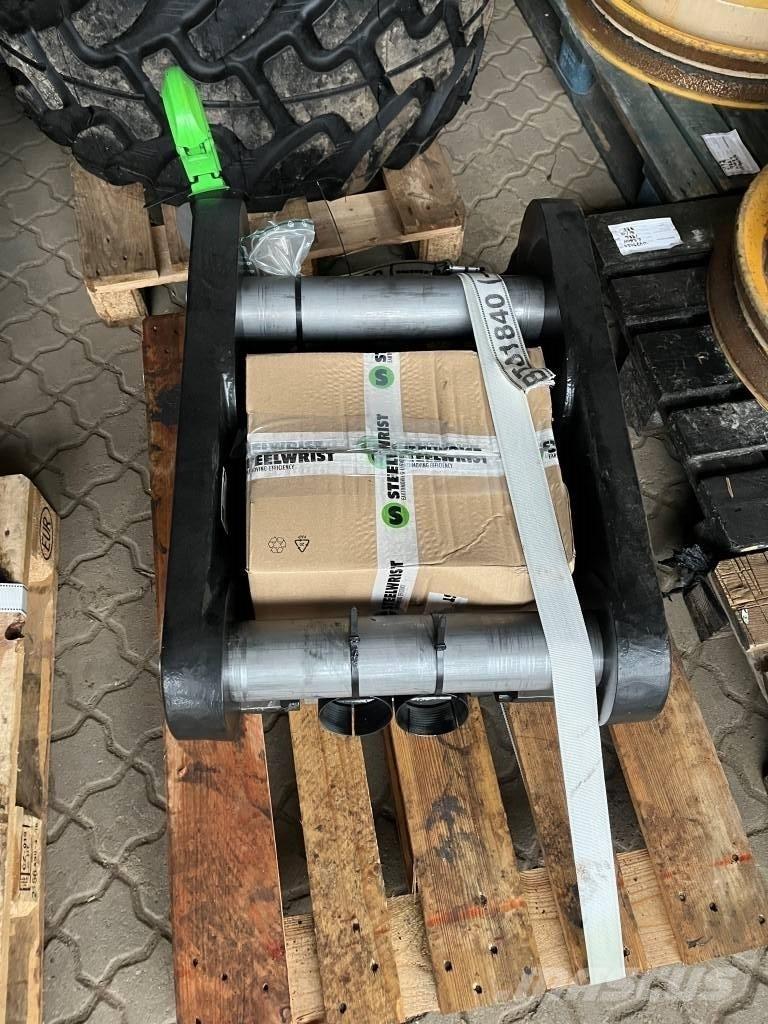 Steelwrist SQ70 퀵 커넥터