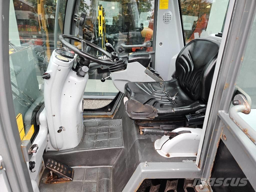 Kramer 180 미니 로더