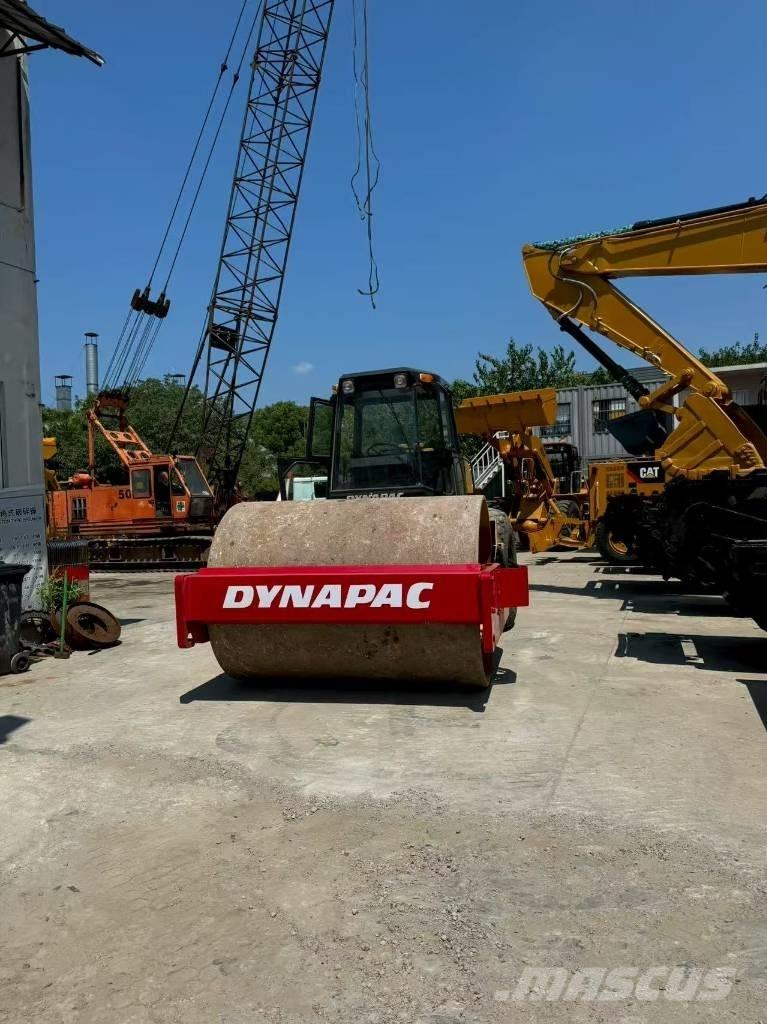 Dynapac CA 30 D 싱글 드럼 롤러