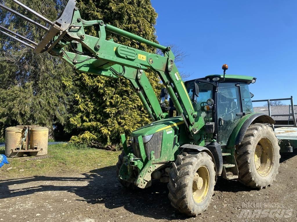John Deere 5100 R 트랙터