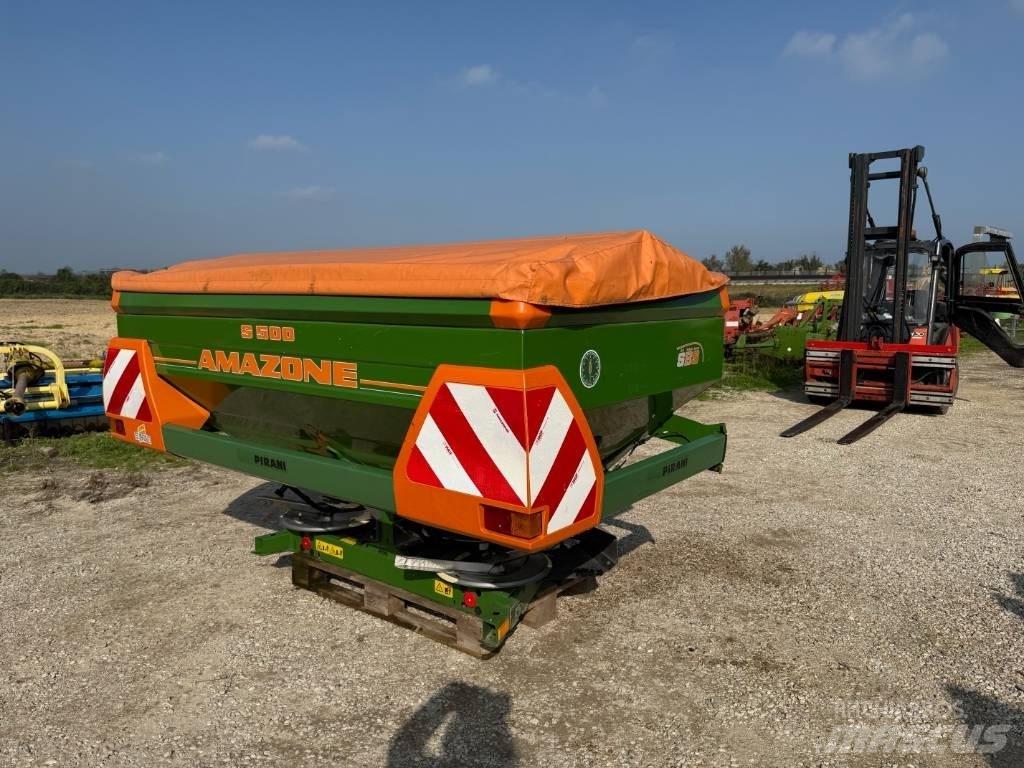 Amazone ZA-M 1500 미네랄 살포기