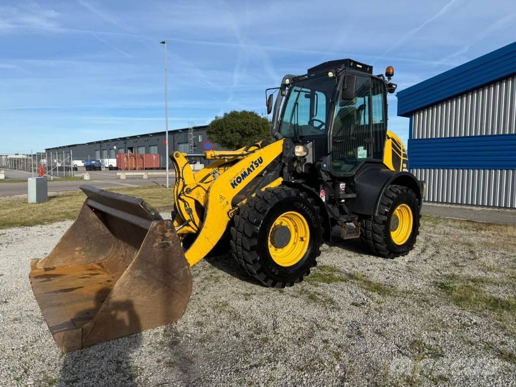 Komatsu WA100 M-7  휠로우더