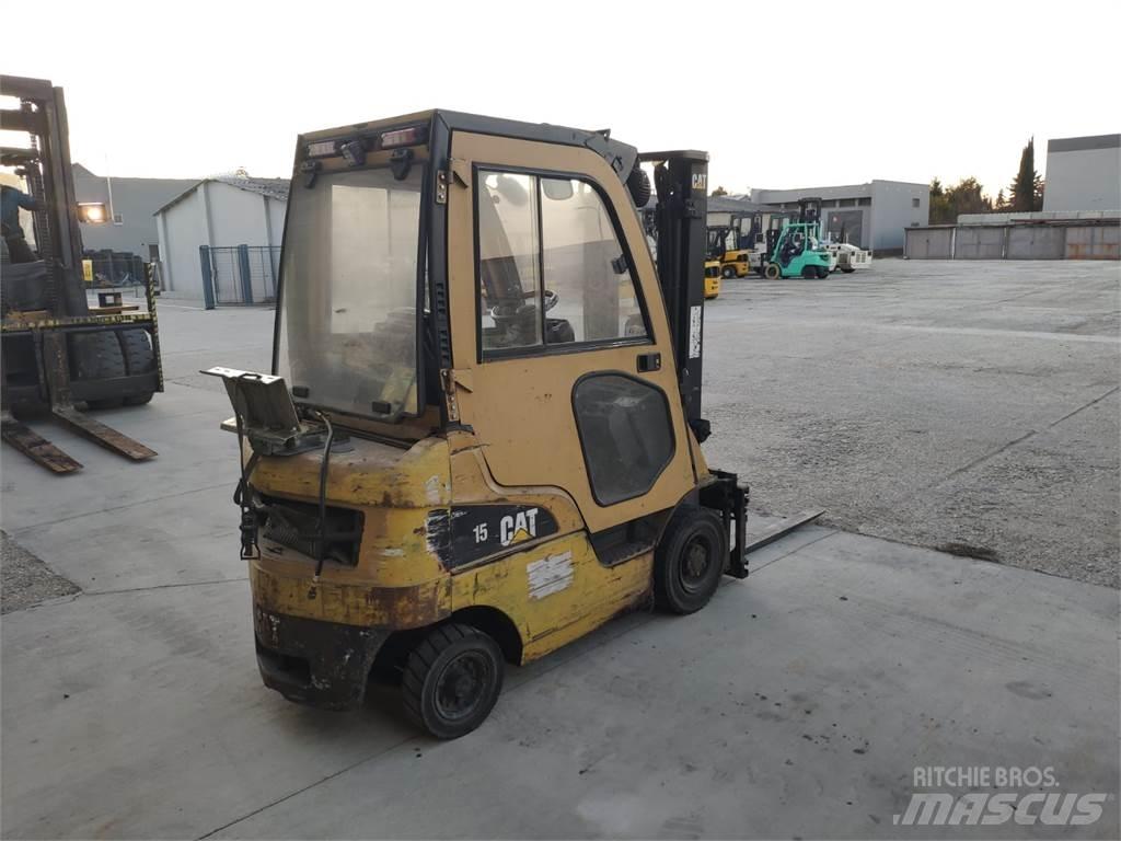 CAT GP15N LPG 지게차