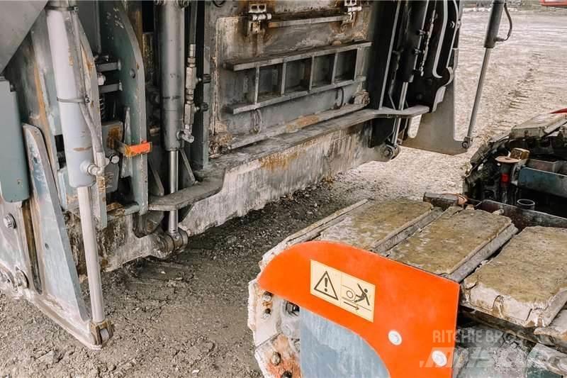 Wirtgen W220 기타 트럭