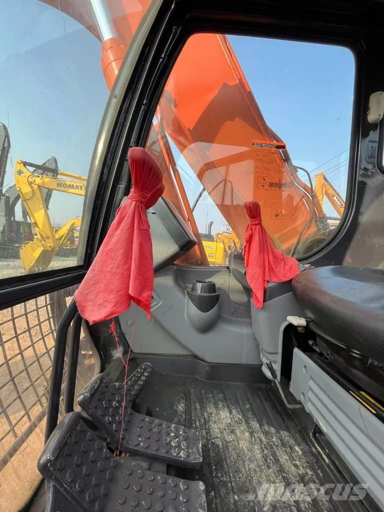 Hitachi ZX 160 대형 굴삭기 29톤 이상