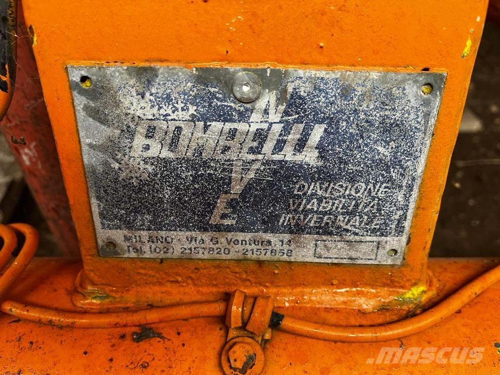  BOMBELLI LAMA 3 MT 제설 블레이드 및 제설기