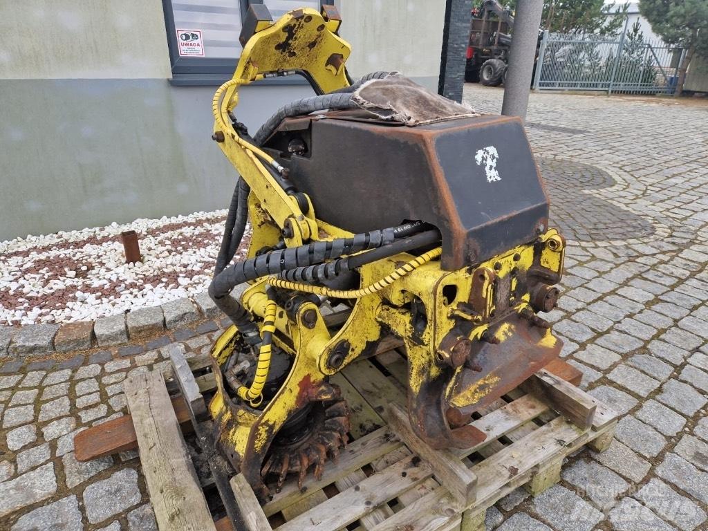 John Deere H414 하비스터 헤드