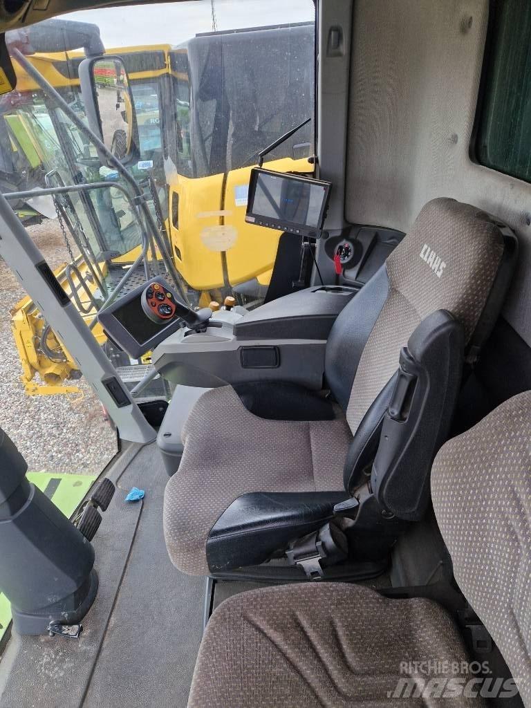 CLAAS Lexion 670 콤바인 수확기