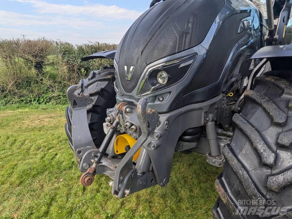 Valtra T 254 트랙터
