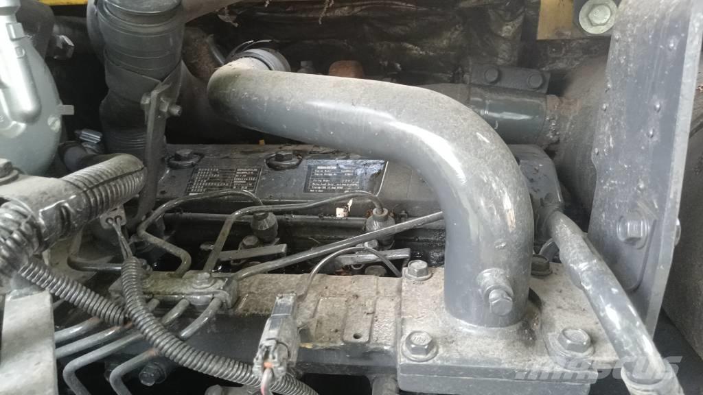 Komatsu PC 78 US 중형굴삭기 7톤-28톤