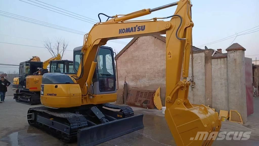 Komatsu PC 78 US 중형굴삭기 7톤-28톤