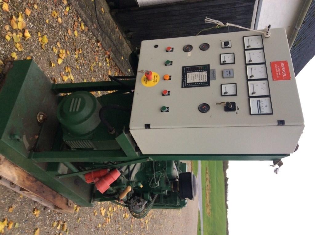 FG Wilson P44E3 디젤 발전기