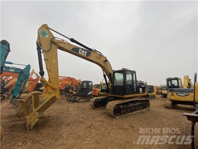 CAT 318D2 대형 굴삭기 29톤 이상