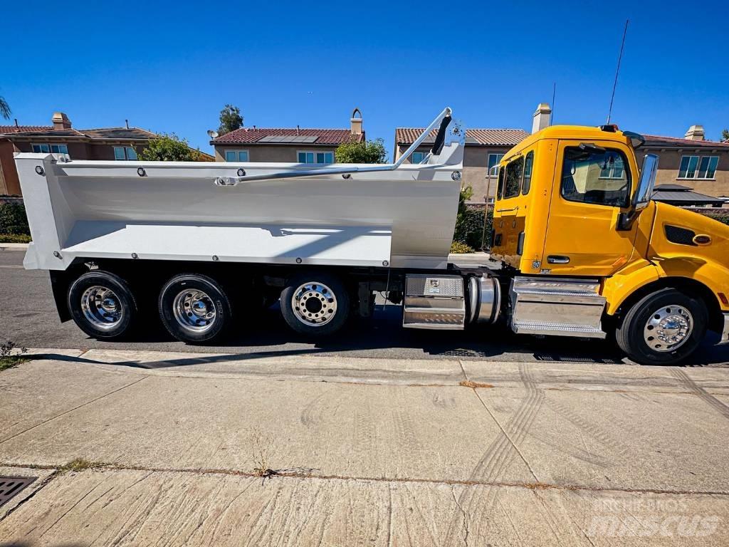 Peterbilt 579 덤프 트럭