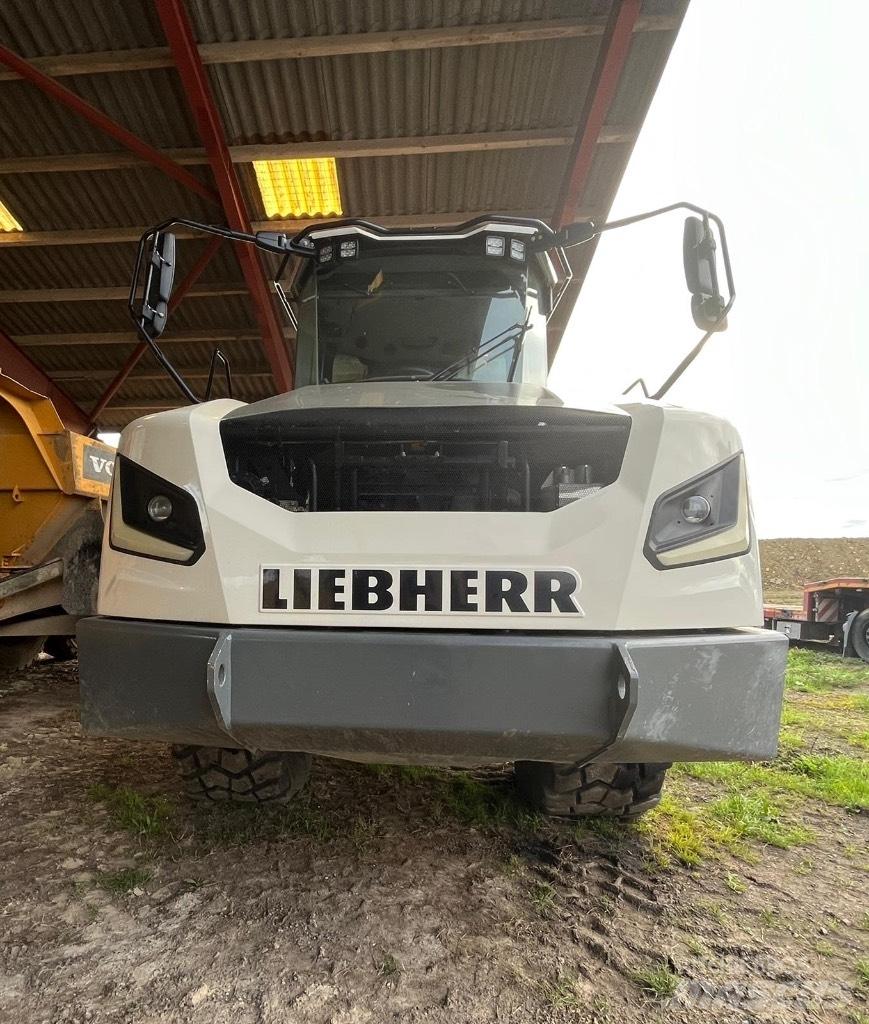 Liebherr TA 230 연결식 홀러