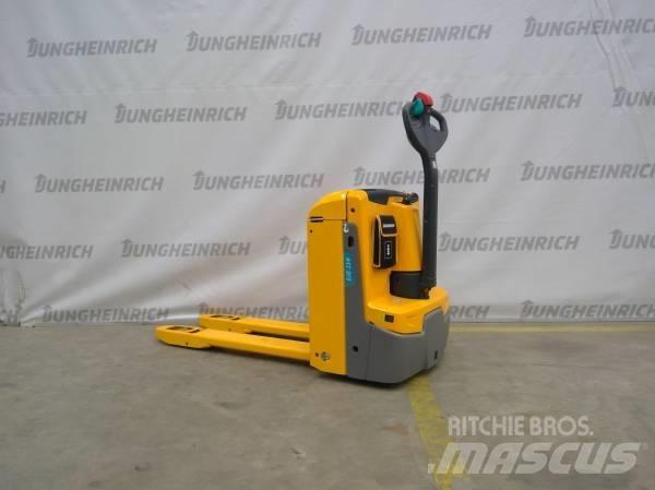 Jungheinrich EJE 114 경량 리프터