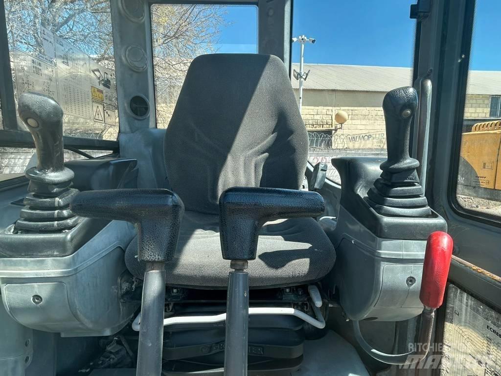 Volvo ECR 88 D 대형 굴삭기 29톤 이상