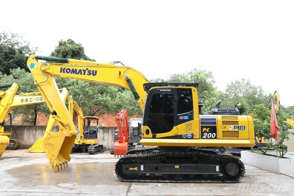 Komatsu PC 200-8 소형 굴삭기 7톤 미만