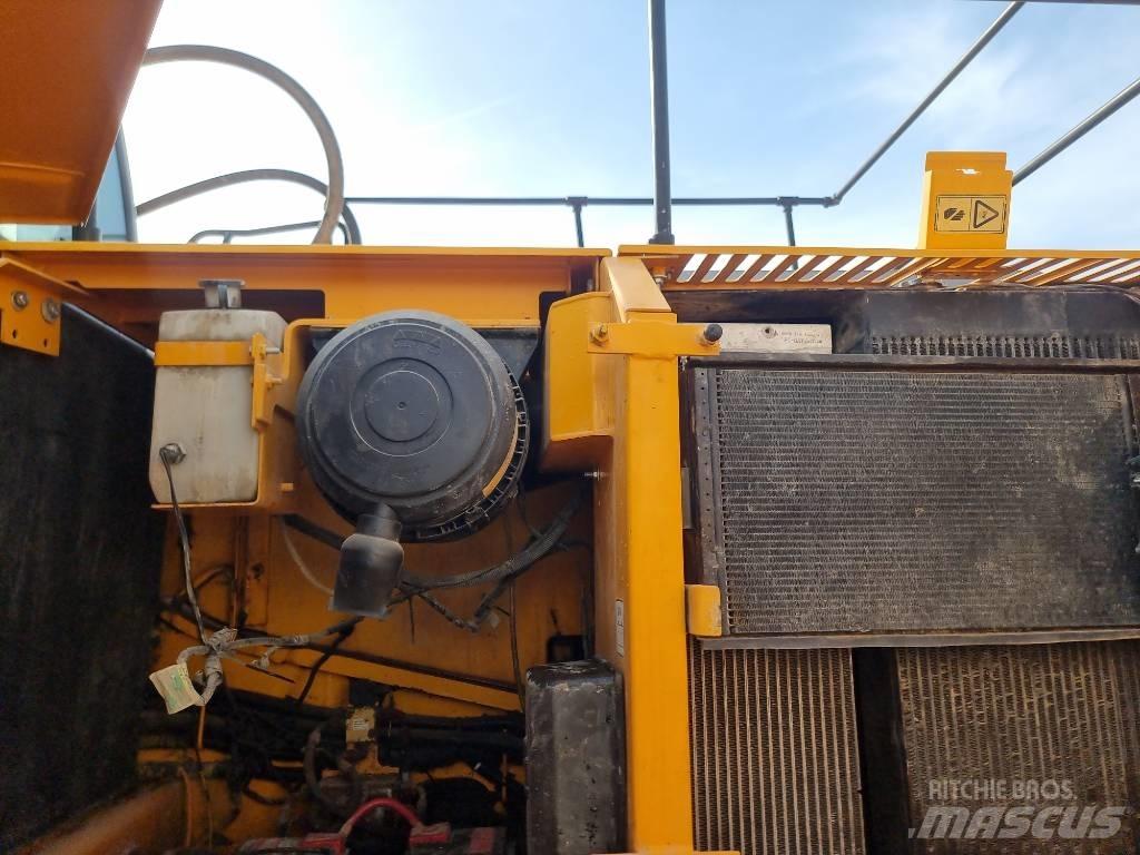 JCB JS 220 LC 대형 굴삭기 29톤 이상